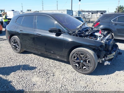 BMW IX 2025