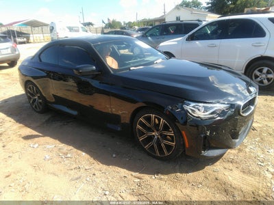 BMW 230 2023