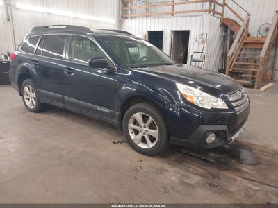 SUBARU OUTBACK 2013