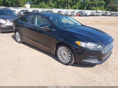 FORD FUSION HYBRID 2015