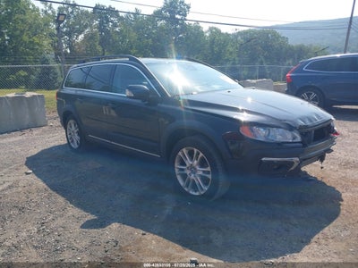 VOLVO XC70 2016