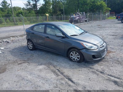 HYUNDAI ACCENT 2012