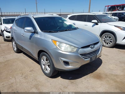 HYUNDAI TUCSON 2011