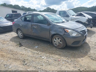 NISSAN VERSA 2016
