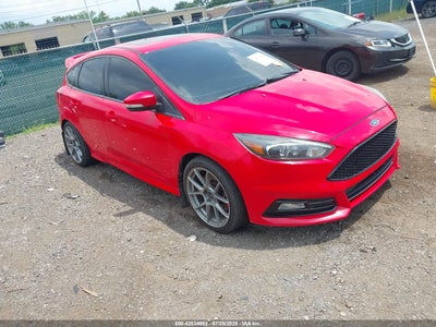 FORD FOCUS ST 2015