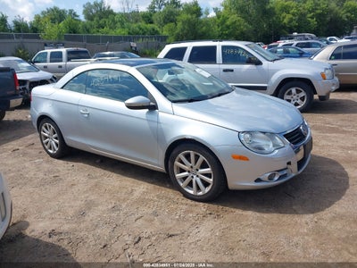 VOLKSWAGEN EOS 2011