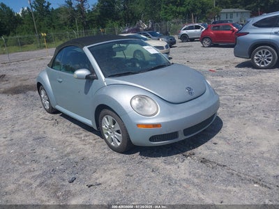 VOLKSWAGEN NEW BEETLE 2009