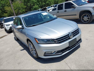 VOLKSWAGEN PASSAT 2017