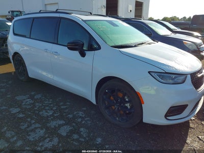 CHRYSLER PACIFICA 2025