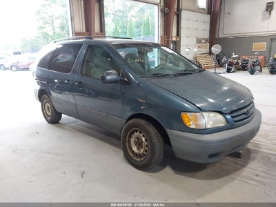 TOYOTA SIENNA 2003