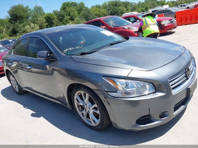 NISSAN MAXIMA 2014