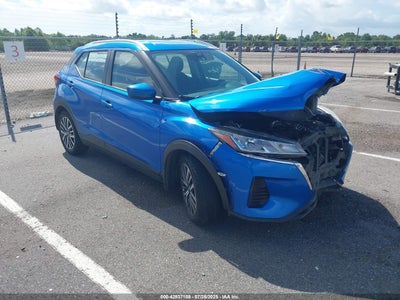 NISSAN KICKS 2021