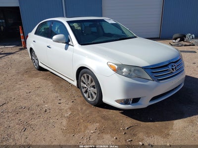 TOYOTA AVALON 2012