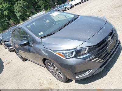 NISSAN VERSA 2023