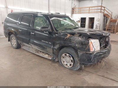 CADILLAC ESCALADE ESV 2003