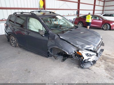 SUBARU FORESTER 2024