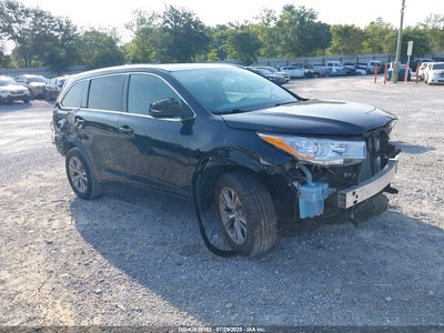 TOYOTA HIGHLANDER 2015