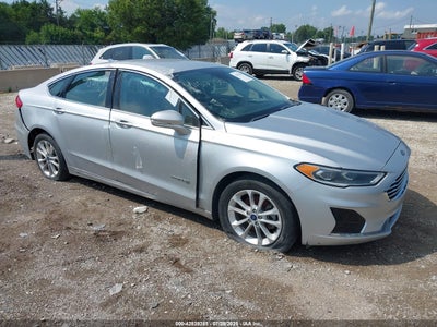 FORD FUSION HYBRID 2019