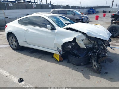 HYUNDAI GENESIS 2012