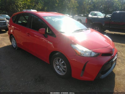 TOYOTA PRIUS V 2015