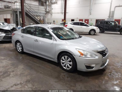 NISSAN ALTIMA 2015