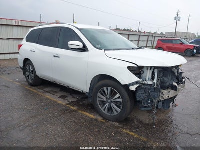 NISSAN PATHFINDER 2017