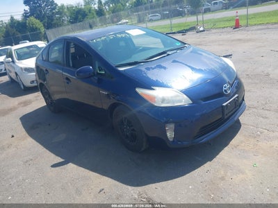 TOYOTA PRIUS 2012