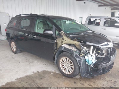 TOYOTA SIENNA 2017