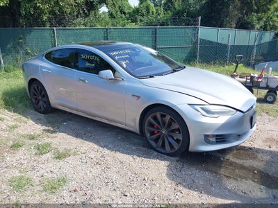 TESLA MODEL S 2016
