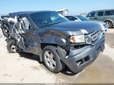 HONDA RIDGELINE 2010