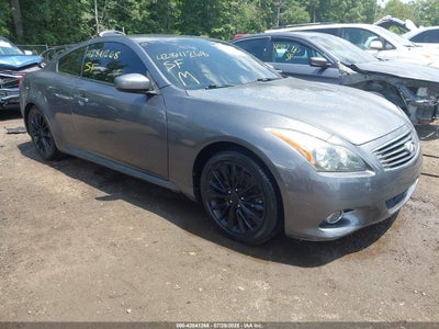 INFINITI G37 2013
