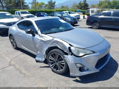 SCION FR-S 2015