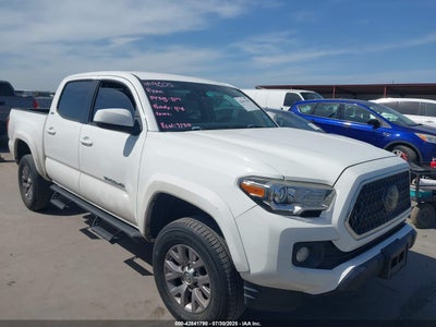 TOYOTA TACOMA 2018