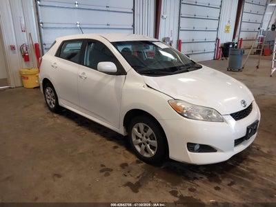 TOYOTA MATRIX 2012