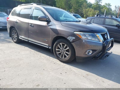 NISSAN PATHFINDER HYBRID 2014