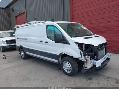 FORD TRANSIT-250 2023