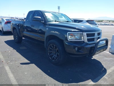 RAM DAKOTA 2011
