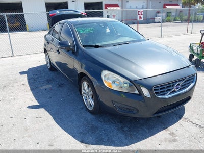 VOLVO S60 2012
