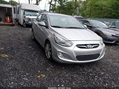 HYUNDAI ACCENT 2012