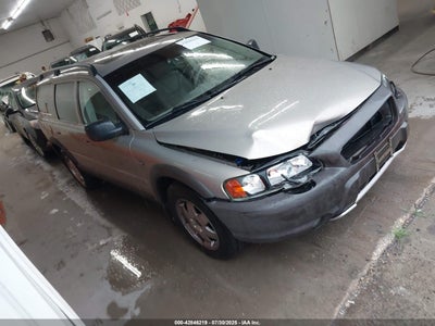 VOLVO XC70 2004