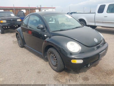 VOLKSWAGEN NEW BEETLE 2000