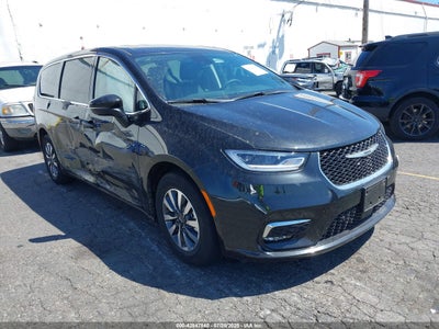 CHRYSLER PACIFICA HYBRID 2023