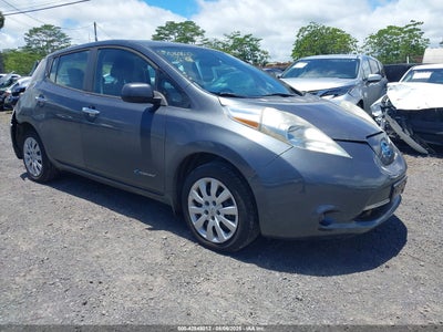 NISSAN LEAF 2013
