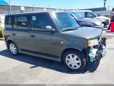SCION XB 2005