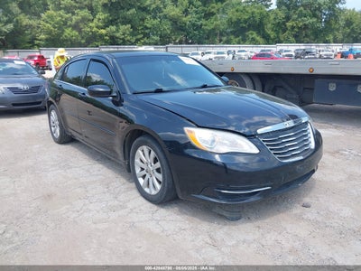 CHRYSLER 200 2012