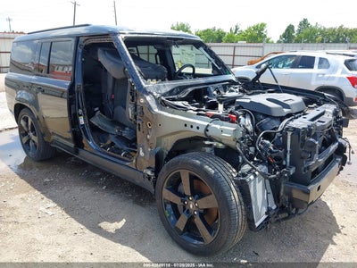 LAND ROVER DEFENDER 2024