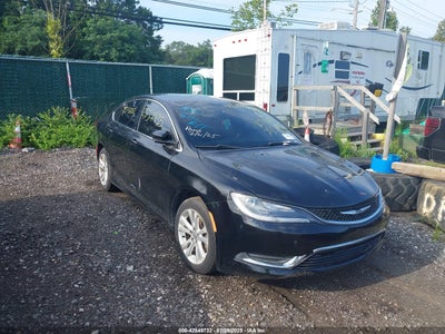 CHRYSLER 200 2015