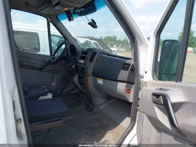 MERCEDES-BENZ SPRINTER 2500 2016