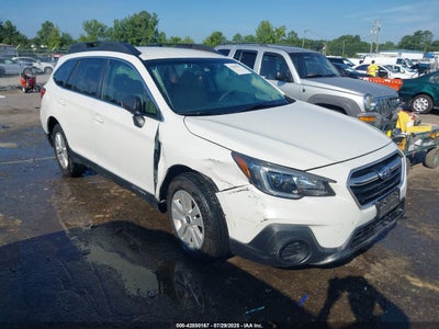 SUBARU OUTBACK 2019