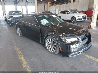 CHRYSLER 300 2019